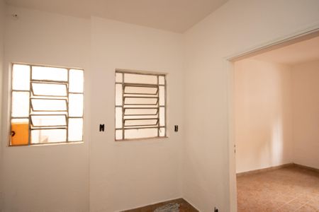 Casa à venda com 100m², 1 quarto e sem vaga Casa à venda com 100m², 1 quarto e sem vagaSala