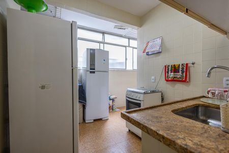 Apartamento à venda com 83m², 2 quartos e 1 vagaCozinha