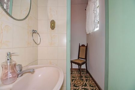 Casa à venda com 268m², 5 quartos e 5 vagasLavabo