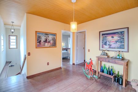 Casa à venda com 268m², 5 quartos e 5 vagasSala Íntima