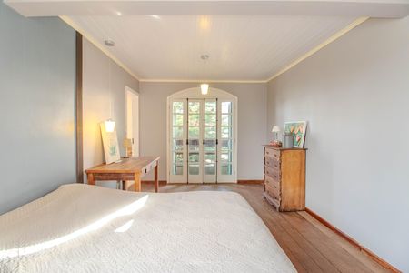 Casa à venda com 268m², 5 quartos e 5 vagasSuíte 3