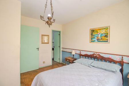 Casa à venda com 268m², 5 quartos e 5 vagasSuíte 1