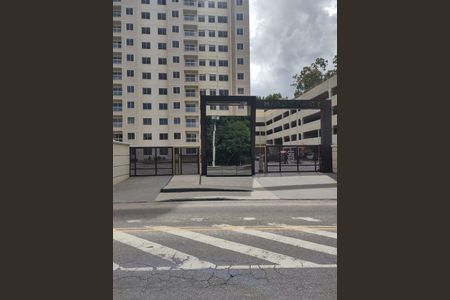 Apartamento para alugar com 45m², 2 quartos e 1 vaga Apartamento para alugar com 45m², 2 quartos e 1 vagaFachada