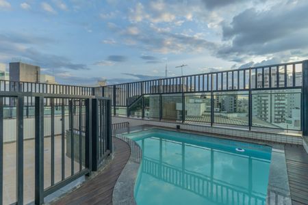 Apartamento à venda com 289m², 4 quartos e 6 vagas Apartamento à venda com 289m², 4 quartos e 6 vagasVaranda