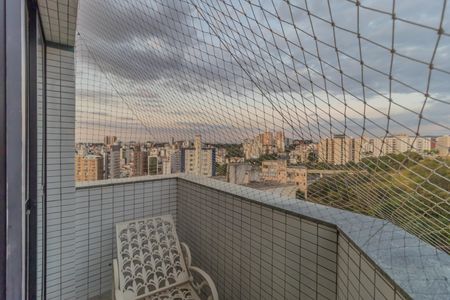 Apartamento à venda com 289m², 4 quartos e 6 vagas Apartamento à venda com 289m², 4 quartos e 6 vagasVaranda Sala