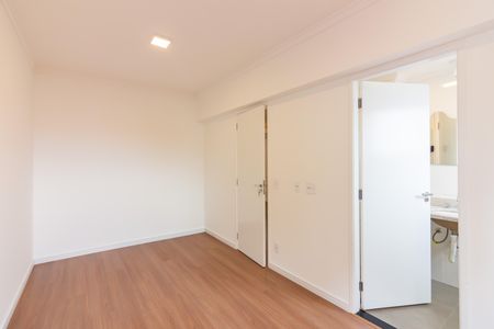 Suíte  de apartamento à venda com 2 quartos, 85m² em Vila Osasco, Osasco