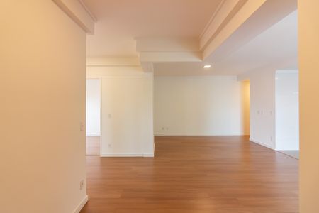 Apartamento à venda com 83m², 2 quartos e 2 vagas Apartamento à venda com 83m², 2 quartos e 2 vagasSala