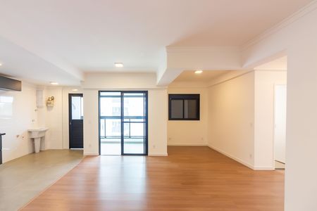 Apartamento à venda com 83m², 2 quartos e 2 vagas Apartamento à venda com 83m², 2 quartos e 2 vagasSala