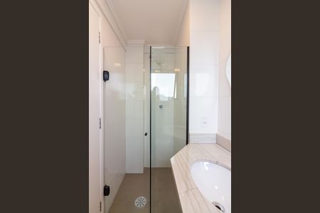 Apartamento à venda com 83m², 2 quartos e 2 vagas Apartamento à venda com 83m², 2 quartos e 2 vagasBanheiro da Suíte