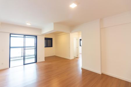 Apartamento à venda com 83m², 2 quartos e 2 vagas Apartamento à venda com 83m², 2 quartos e 2 vagasSala