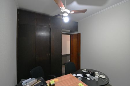 Casa à venda com 293m², 6 quartos e 10 vagasQuarto 1