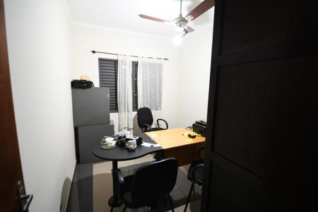 Casa à venda com 293m², 6 quartos e 10 vagasQuarto 1