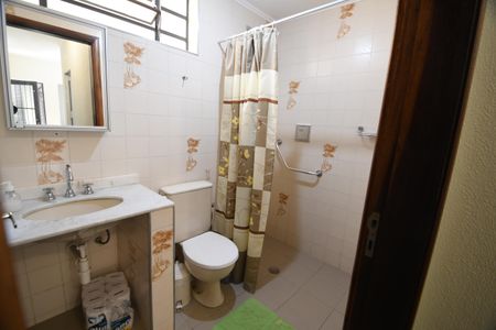 Casa à venda com 293m², 6 quartos e 10 vagasBanheiro 3