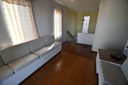 Casa à venda com 293m², 6 quartos e 10 vagasSala 3