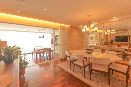 Apartamento à venda com 163m², 3 quartos e 2 vagasSala