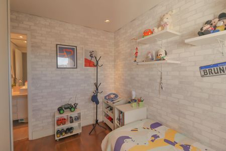 Apartamento à venda com 163m², 3 quartos e 2 vagasSuíte 2