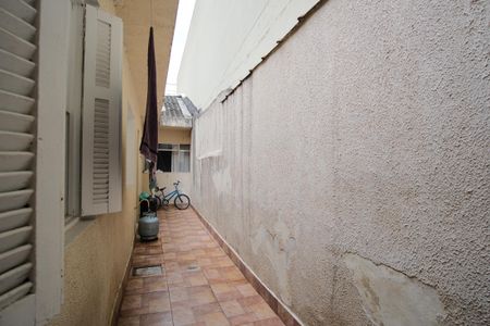 Casa à venda com 84m², 2 quartos e sem vagaQuintal
