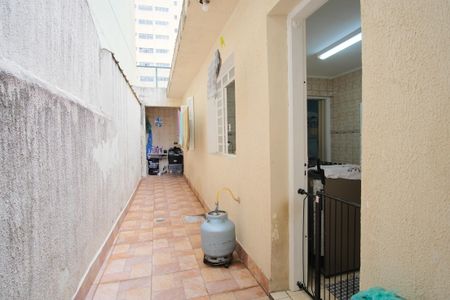 Casa à venda com 84m², 2 quartos e sem vagaQuintal