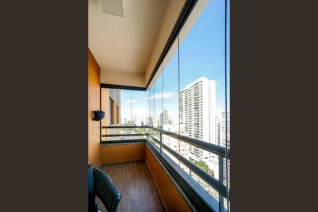 Apartamento à venda com 86m², 3 quartos e 2 vagasVaranda