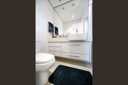 Apartamento à venda com 86m², 3 quartos e 2 vagasBanheiro da suíte