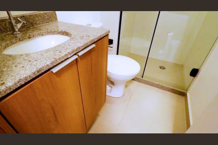 Apartamento à venda com 39m², 2 quartos e sem vaga Apartamento à venda com 39m², 2 quartos e sem vagaBanheiro