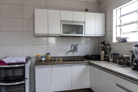 Casa à venda com 277m², 4 quartos e 2 vagas Casa à venda com 277m², 4 quartos e 2 vagasCasa 1 Cozinha