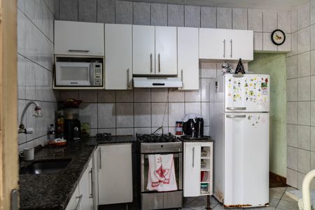 Casa à venda com 277m², 4 quartos e 2 vagas Casa à venda com 277m², 4 quartos e 2 vagasCasa 2 Cozinha