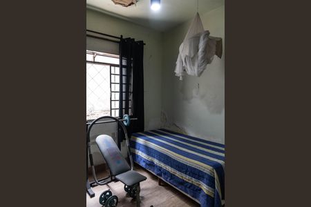 Casa à venda com 277m², 4 quartos e 2 vagas Casa à venda com 277m², 4 quartos e 2 vagasCasa 1 Quarto 3