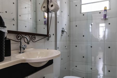 Casa à venda com 277m², 4 quartos e 2 vagas Casa à venda com 277m², 4 quartos e 2 vagasCasa 1 Banheiro 2