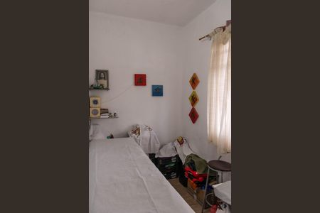 Casa à venda com 277m², 4 quartos e 2 vagas Casa à venda com 277m², 4 quartos e 2 vagasCasa 1 Quarto 2