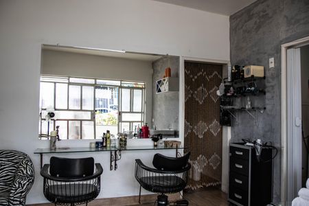 Casa à venda com 277m², 4 quartos e 2 vagas Casa à venda com 277m², 4 quartos e 2 vagasCasa 1 sala 1