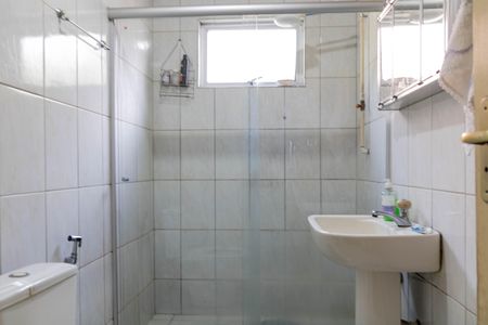 Casa à venda com 277m², 4 quartos e 2 vagas Casa à venda com 277m², 4 quartos e 2 vagasCasa 2 Banheiro