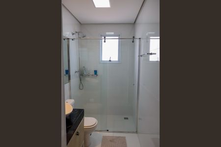 Apartamento à venda com 104m², 3 quartos e 2 vagas Apartamento à venda com 104m², 3 quartos e 2 vagasBanheiro