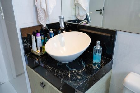 Apartamento à venda com 104m², 3 quartos e 2 vagas Apartamento à venda com 104m², 3 quartos e 2 vagasBanheiro