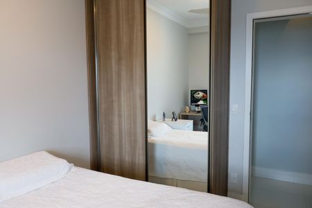 Apartamento à venda com 104m², 3 quartos e 2 vagas Apartamento à venda com 104m², 3 quartos e 2 vagasQuarto 2