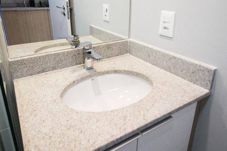 Banheiro de apartamento para alugar com 1 quarto, 26m² em Planalto Paulista, São Paulo