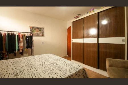 Casa à venda com 364m², 3 quartos e 2 vagas Casa à venda com 364m², 3 quartos e 2 vagasQuarto 3