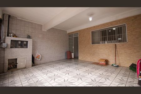 Casa à venda com 364m², 3 quartos e 2 vagas Casa à venda com 364m², 3 quartos e 2 vagasGaragem