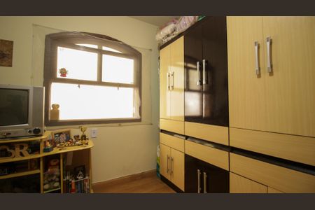 Casa à venda com 364m², 3 quartos e 2 vagas Casa à venda com 364m², 3 quartos e 2 vagasQuarto 1