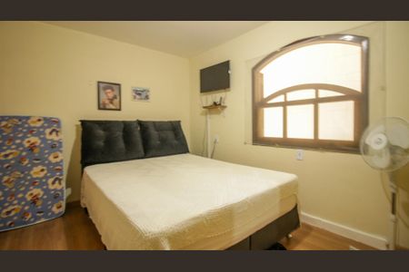 Casa à venda com 364m², 3 quartos e 2 vagas Casa à venda com 364m², 3 quartos e 2 vagasQuarto 2