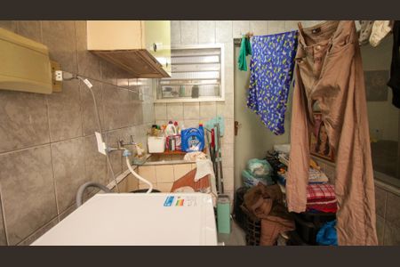 Casa à venda com 364m², 3 quartos e 2 vagas Casa à venda com 364m², 3 quartos e 2 vagasÁrea de Serviço - Casa 2