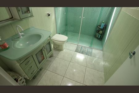 Casa à venda com 364m², 3 quartos e 2 vagas Casa à venda com 364m², 3 quartos e 2 vagasBanheiro 2