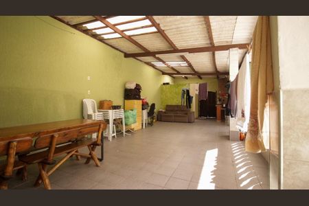 Casa à venda com 364m², 3 quartos e 2 vagas Casa à venda com 364m², 3 quartos e 2 vagasÁrea Gourmet