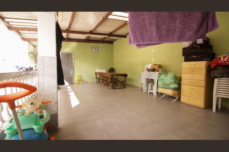 Casa à venda com 364m², 3 quartos e 2 vagas Casa à venda com 364m², 3 quartos e 2 vagasÁrea Gourmet