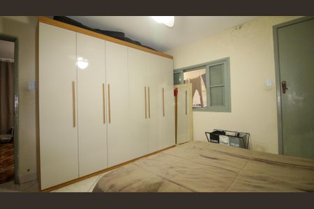 Casa à venda com 364m², 3 quartos e 2 vagas Casa à venda com 364m², 3 quartos e 2 vagasQuarto 2 - Casa 2