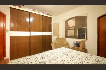 Casa à venda com 364m², 3 quartos e 2 vagas Casa à venda com 364m², 3 quartos e 2 vagasQuarto 3