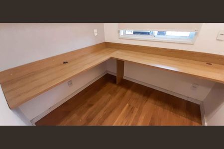 Apartamento à venda com 37m², 2 quartos e 1 vagaQuarto 2/Escritório