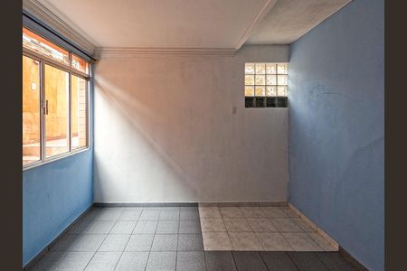 Casa para alugar com 80m², 2 quartos e sem vaga Casa para alugar com 80m², 2 quartos e sem vagaQuarto 1