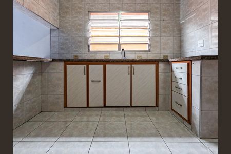 Casa para alugar com 80m², 2 quartos e sem vaga Casa para alugar com 80m², 2 quartos e sem vagaCozinha