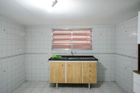 Casa à venda com 130m², 4 quartos e 2 vagasCasa 2 - Cozinha